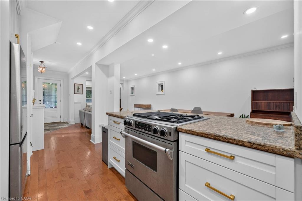 19 Belle Ayre Boulevard Property Photo 13