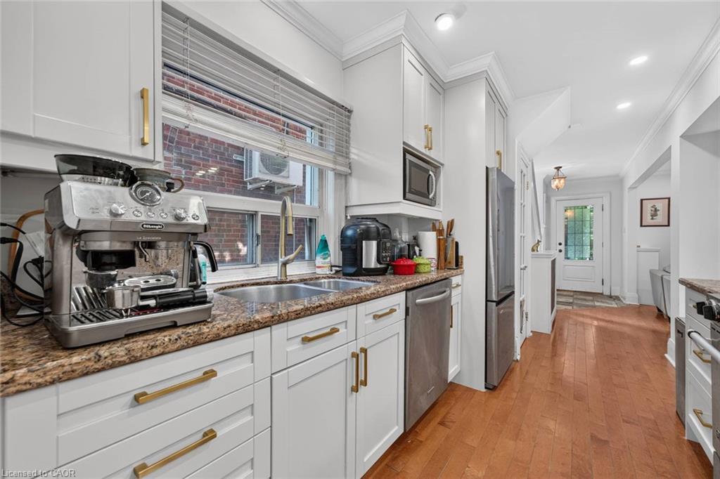 19 Belle Ayre Boulevard Property Photo 15