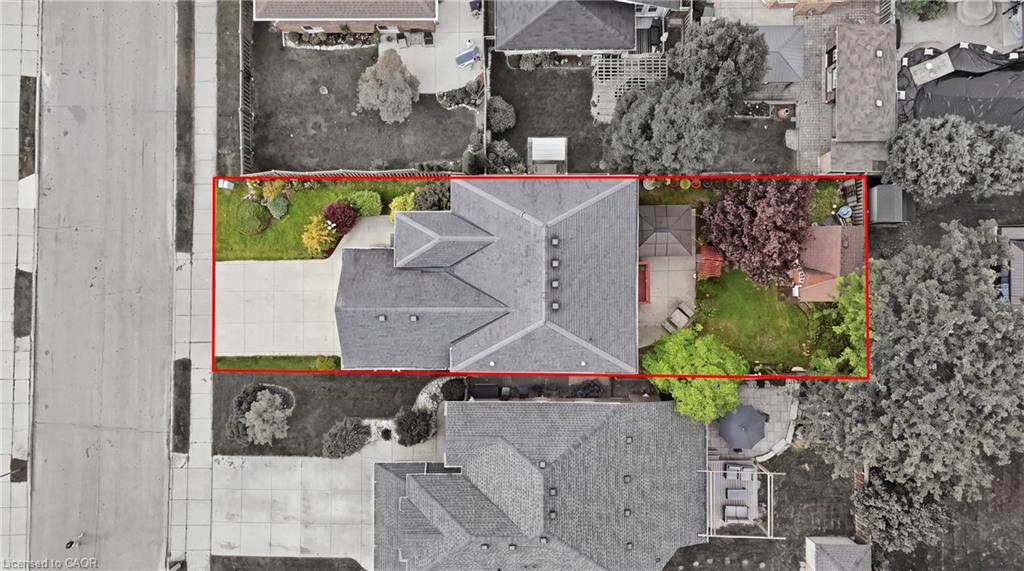 11 Redtail Crescent Property Photo 5