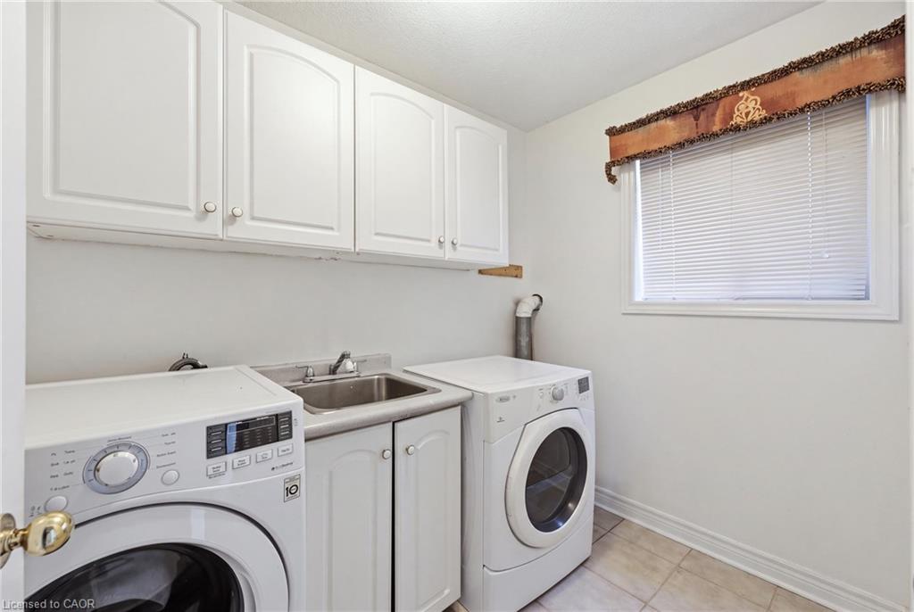 11 Redtail Crescent Property Photo 28