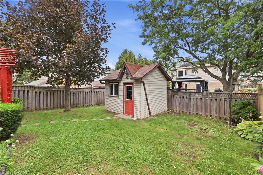 11 Redtail Crescent Property Photo 34