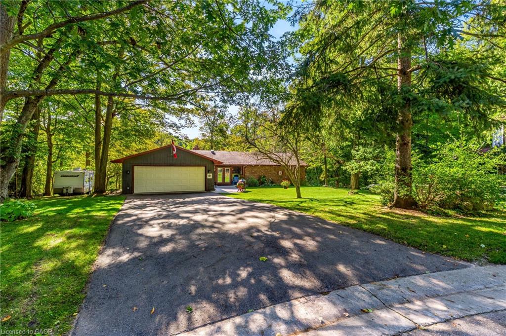 80 Glenda Jane Drive Property Photo 3
