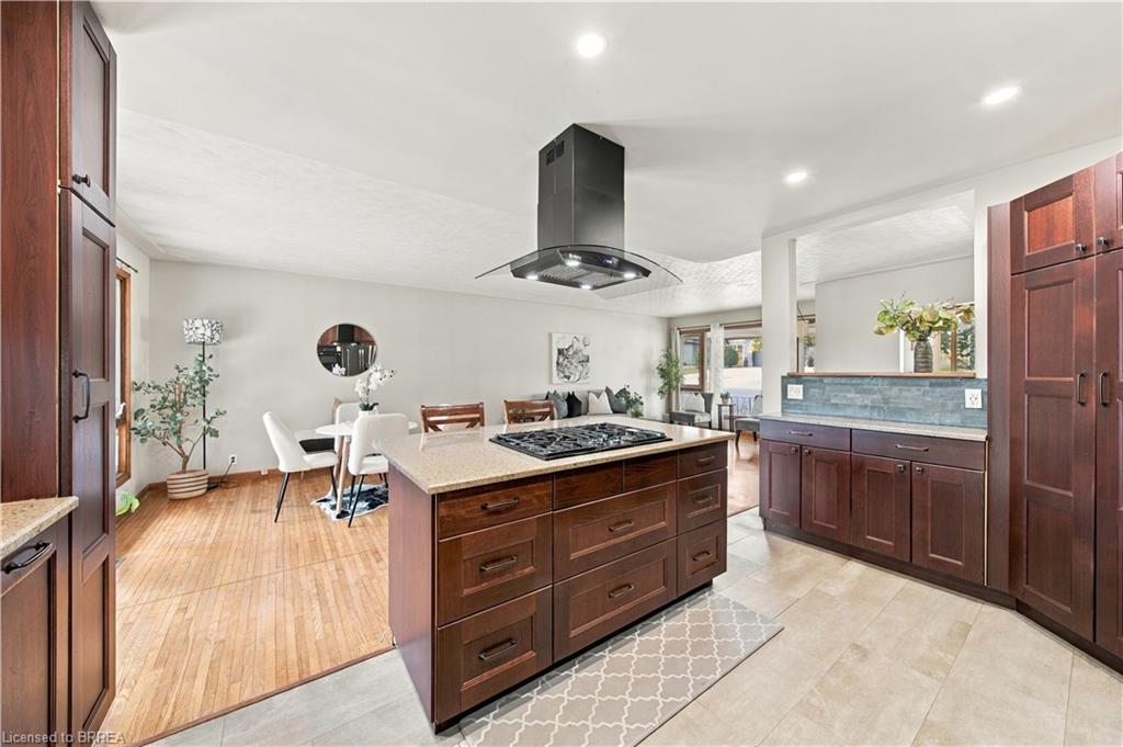 52 Victoria Street Property Photo 11