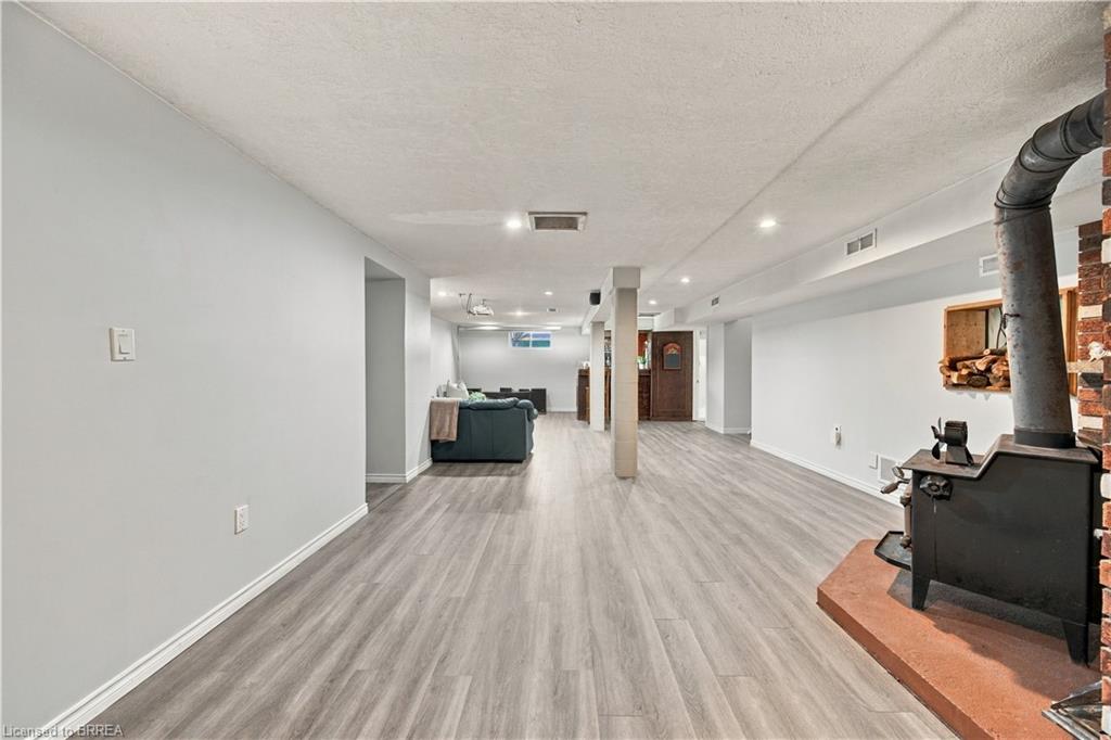 52 Victoria Street Property Photo 25