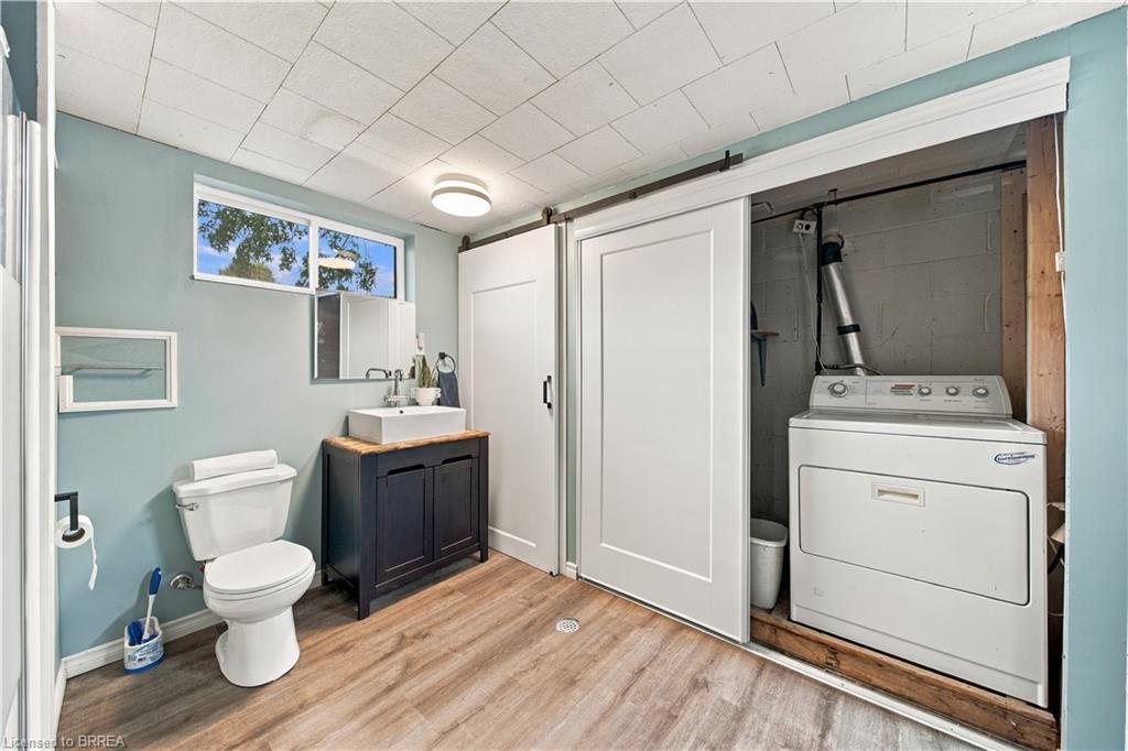 52 Victoria Street Property Photo 28
