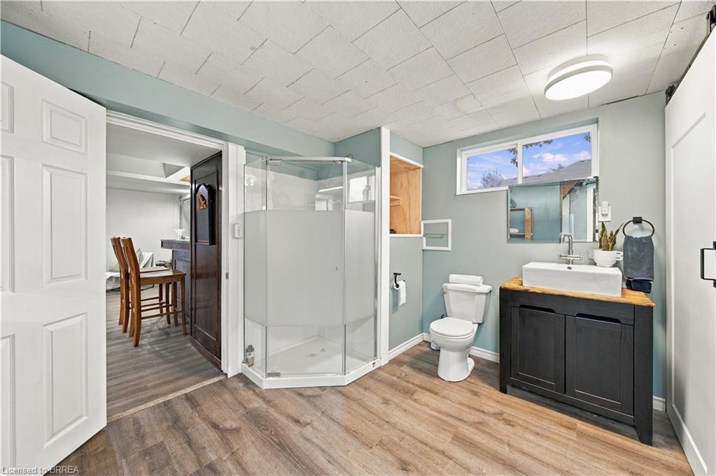 52 Victoria Street Property Photo 29