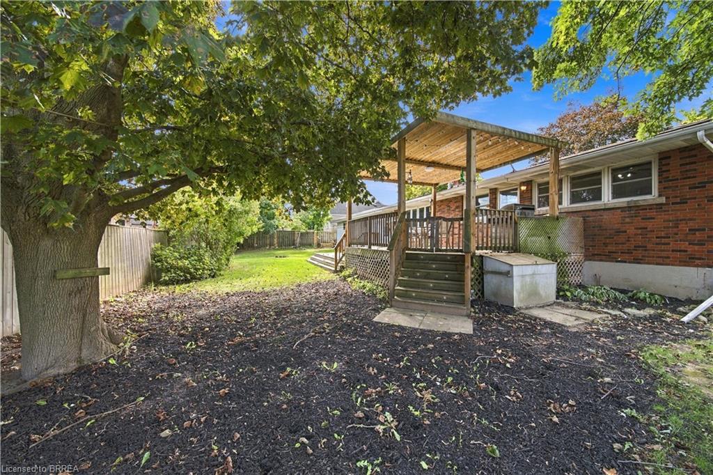 52 Victoria Street Property Photo 37