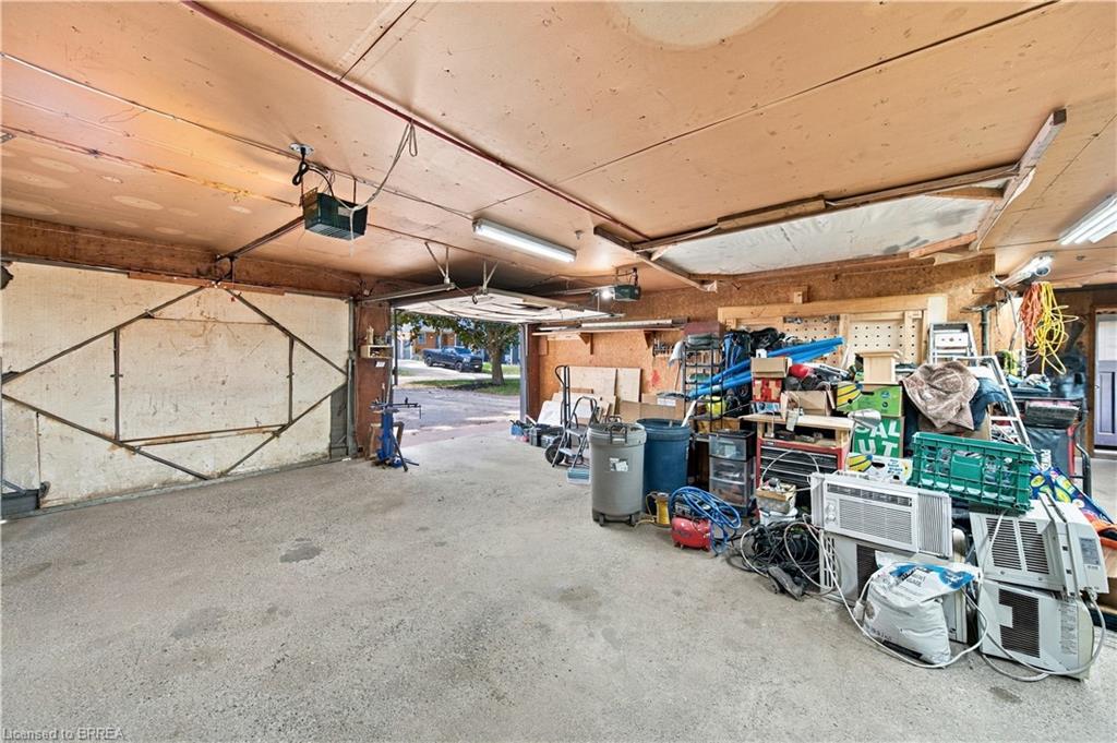 52 Victoria Street Property Photo 43