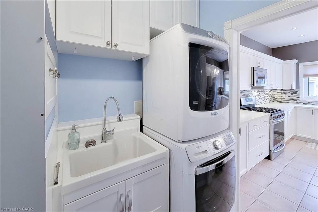 214 Cloverleaf Drive Property Photo 25