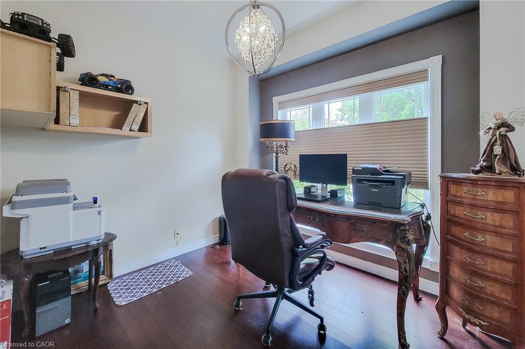 214 Cloverleaf Drive Property Photo 27