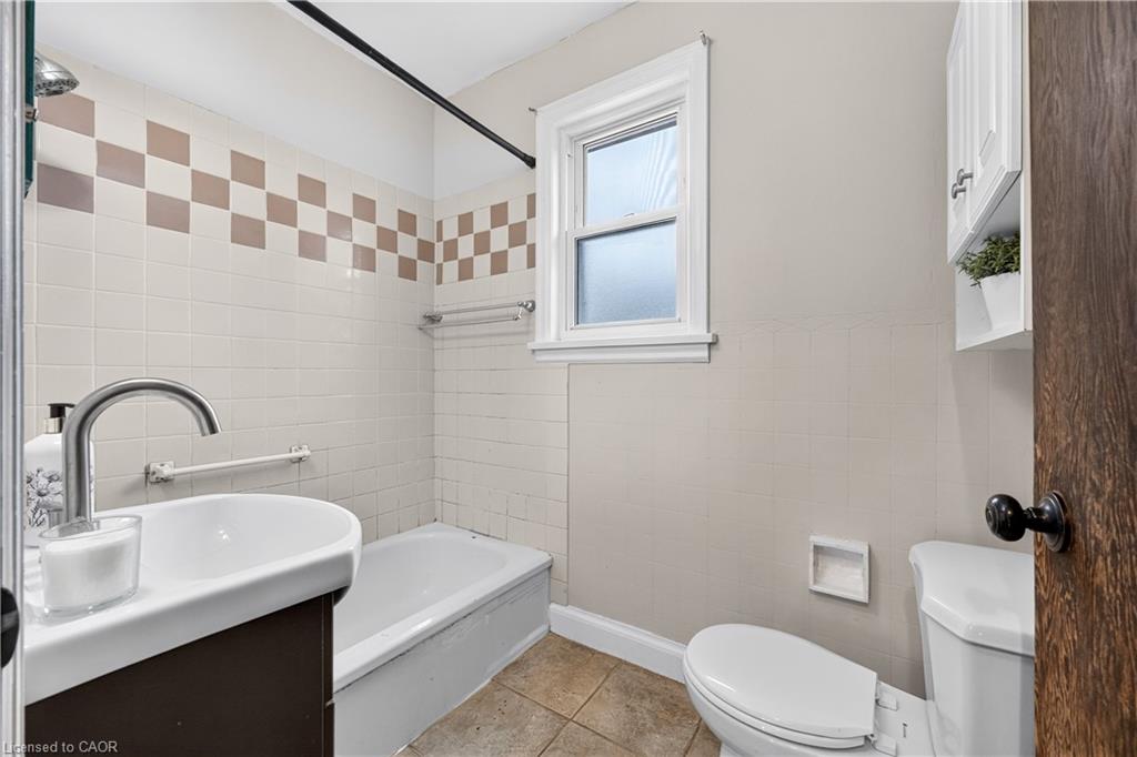 176 Avalon Place Property Photo 28