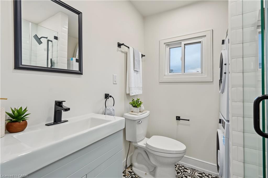 145 Gage Avenue N Property Photo 22