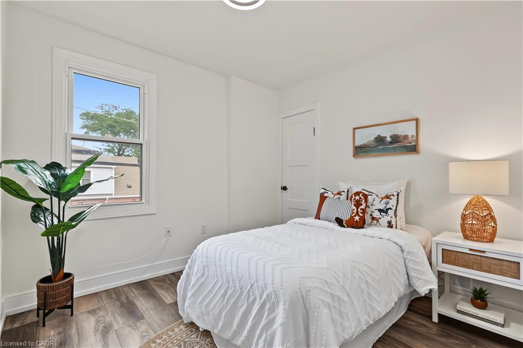 145 Gage Avenue N Property Photo 27