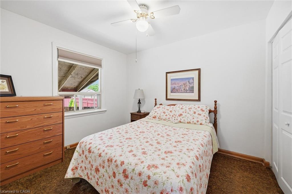 342 East 16th Street Property Photo 14