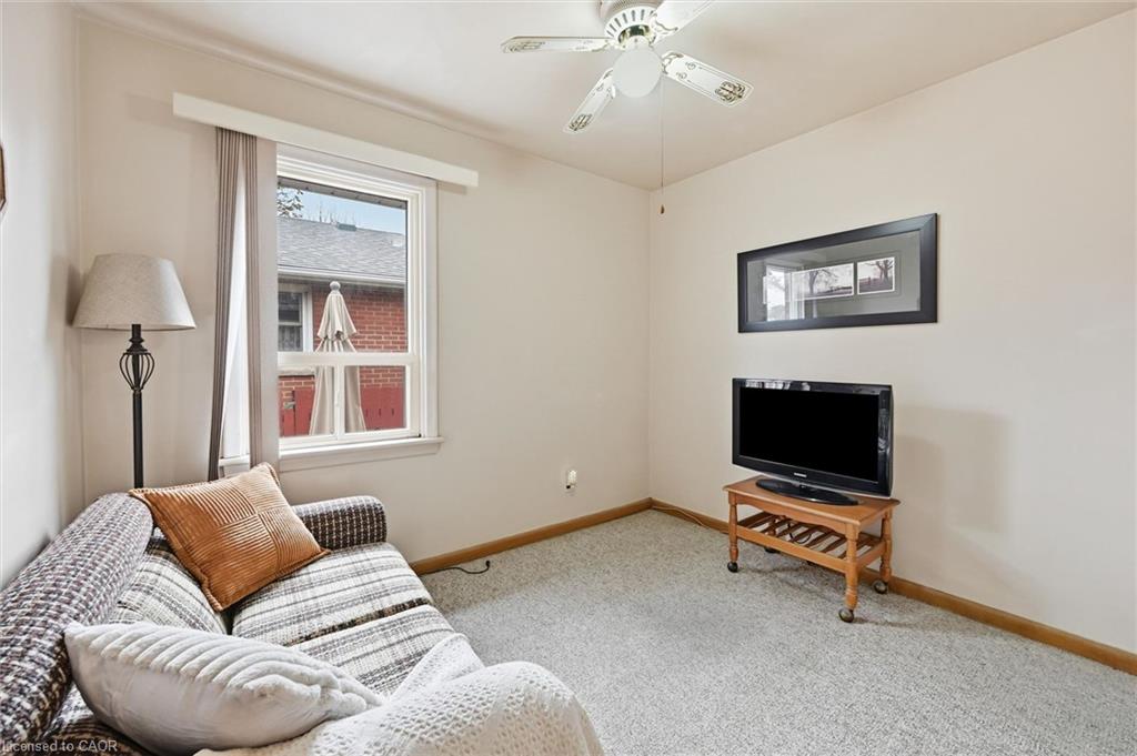 342 East 16th Street Property Photo 16