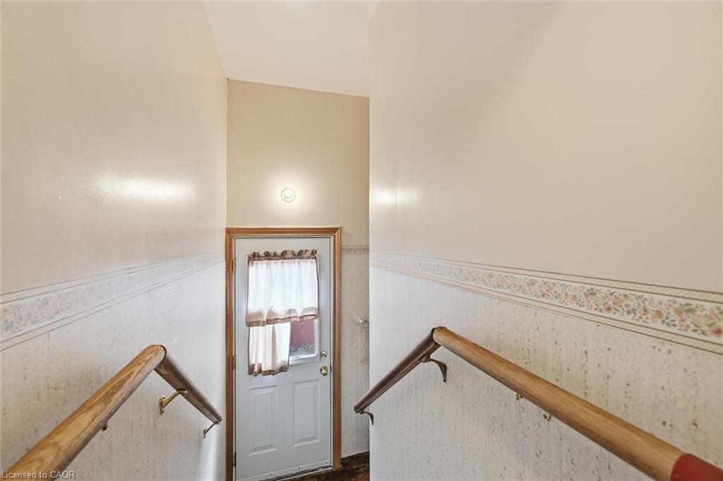 342 East 16th Street Property Photo 19