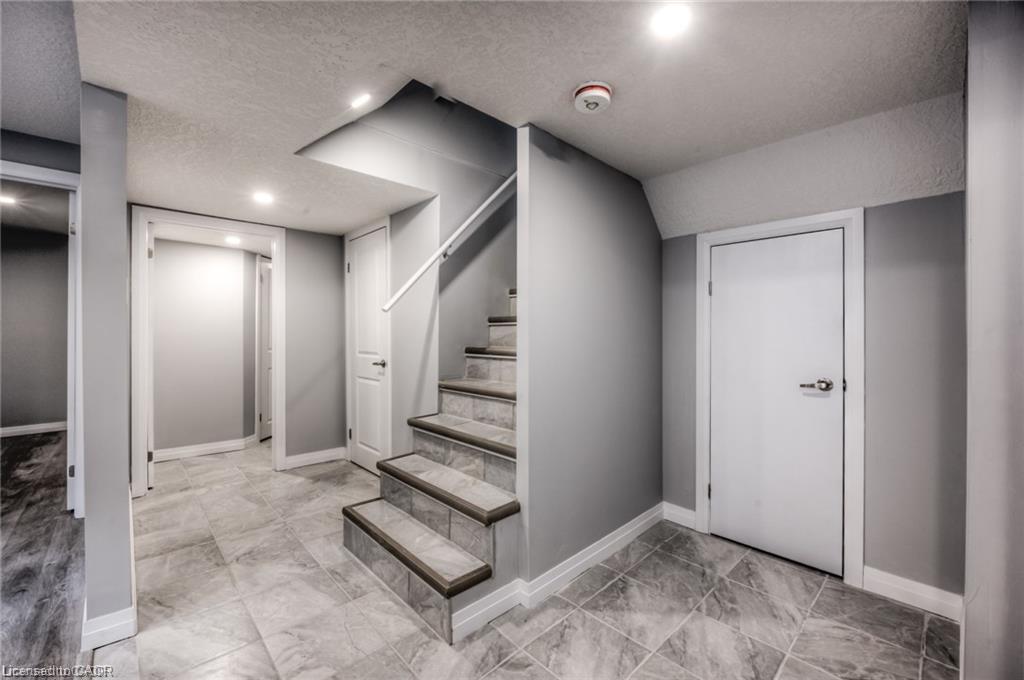 33 Ruskview Road Property Photo 6