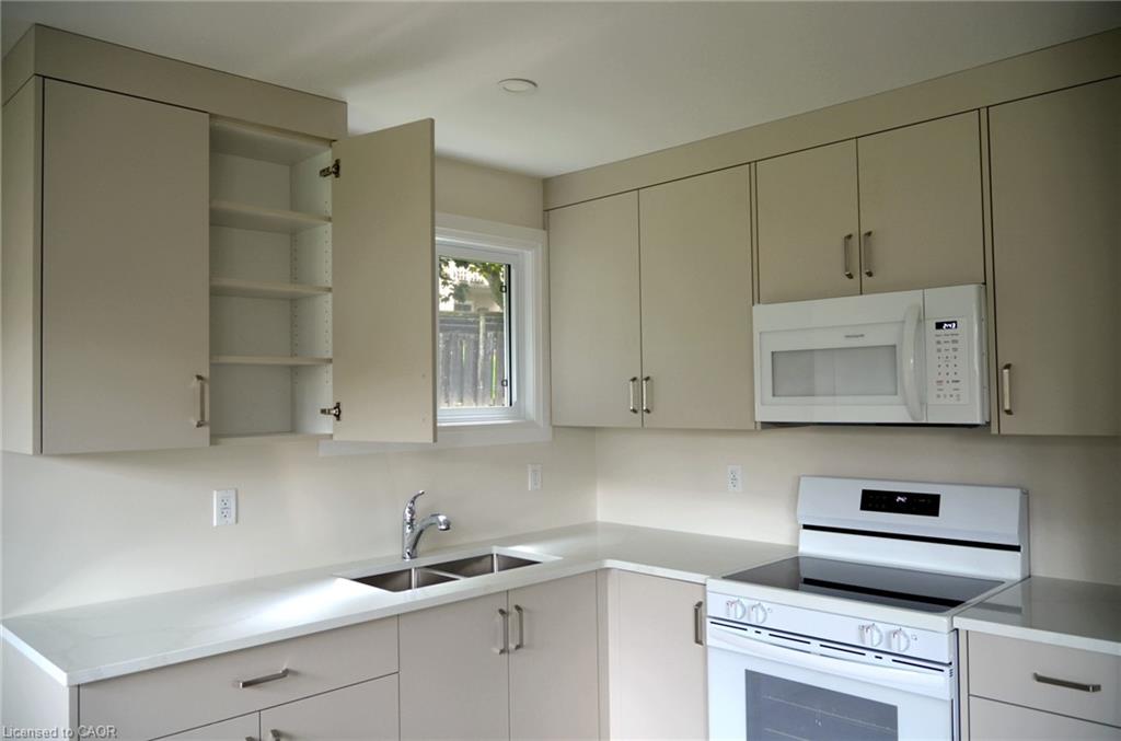 2-254 Cedar Street Property Photo 4