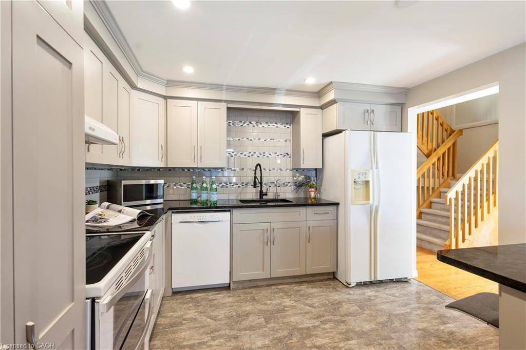 4-475 Beechwood Drive Property Photo 12