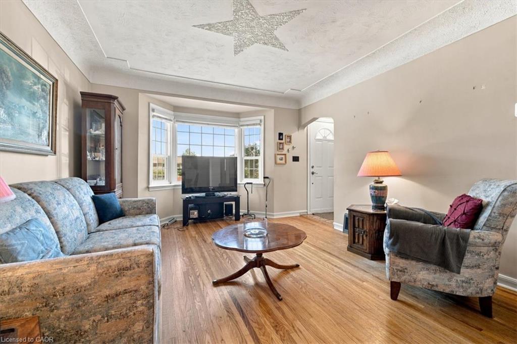 188 Erin Avenue Property Photo 12
