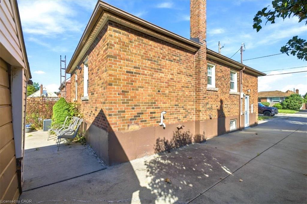 188 Erin Avenue Property Photo 33