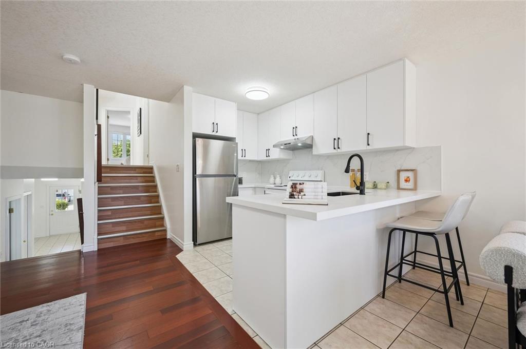 206 Buttercup Court Property Photo 15
