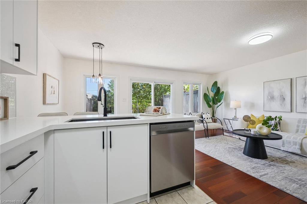 206 Buttercup Court Property Photo 18