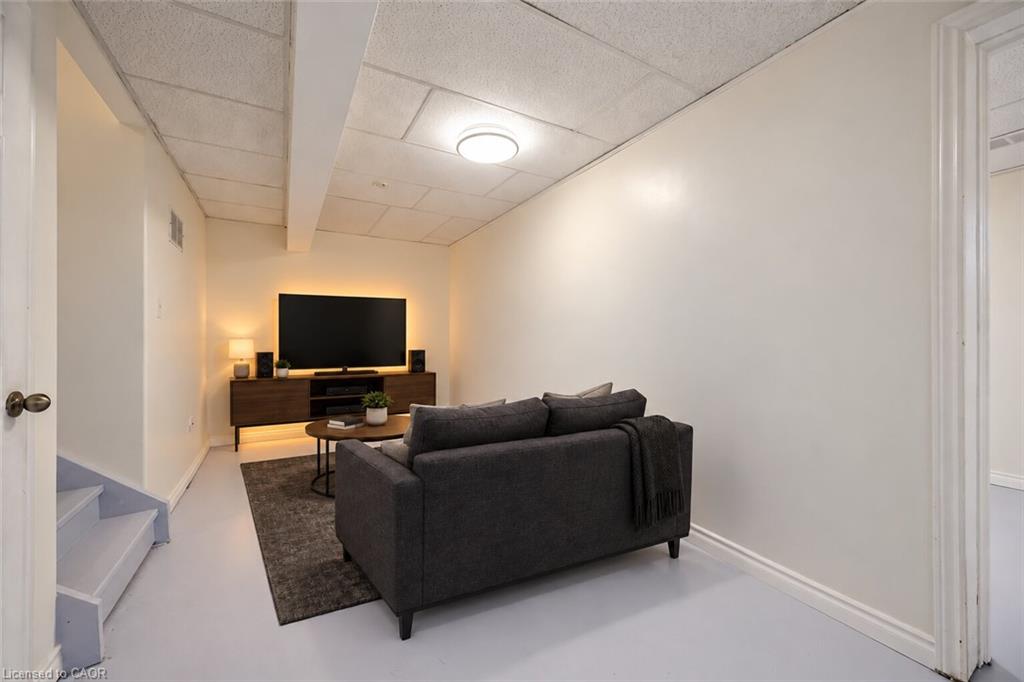 206 Buttercup Court Property Photo 30