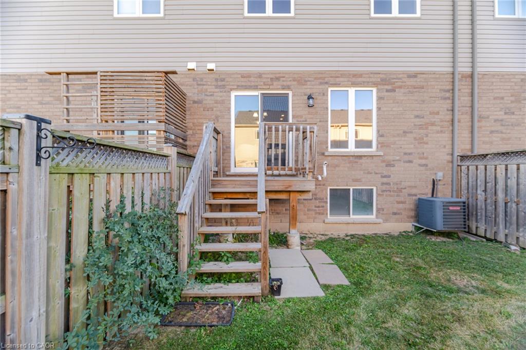 98 Bloom Crescent Property Photo 38