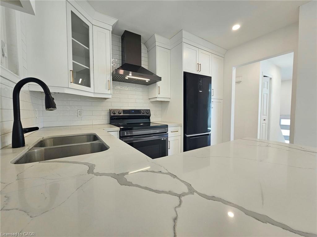 107 Stirling Macgregor Drive Property Photo 6