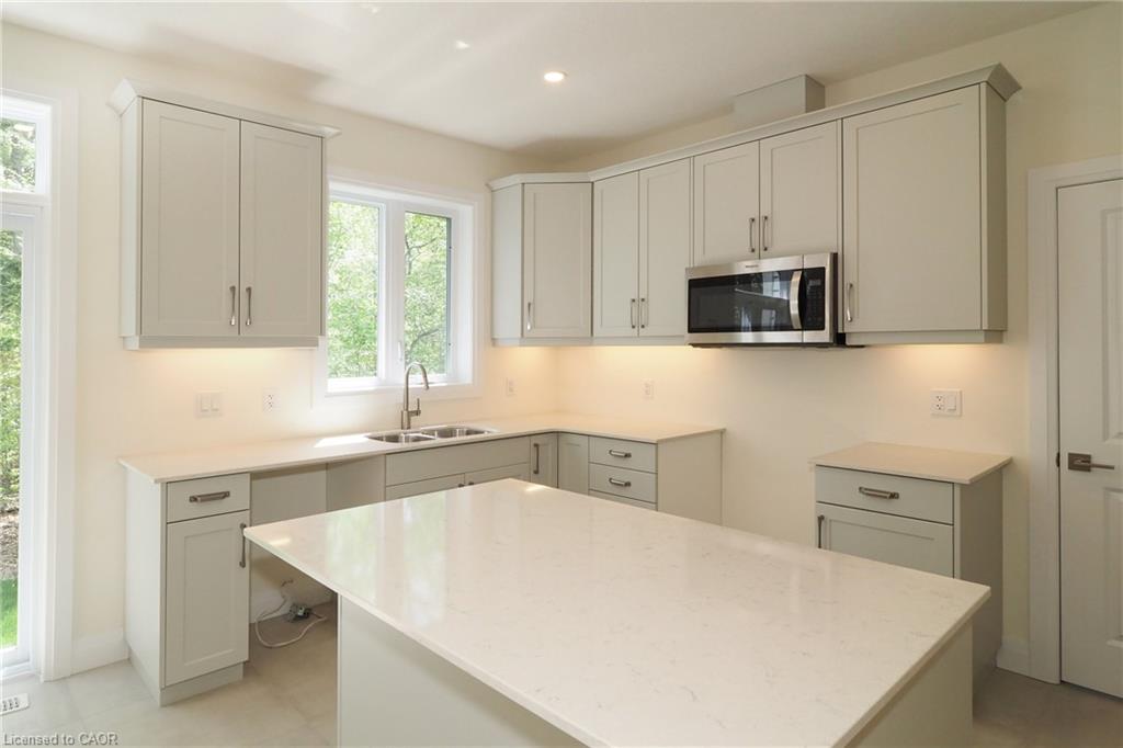 220 Jeffrey Place Property Photo 14