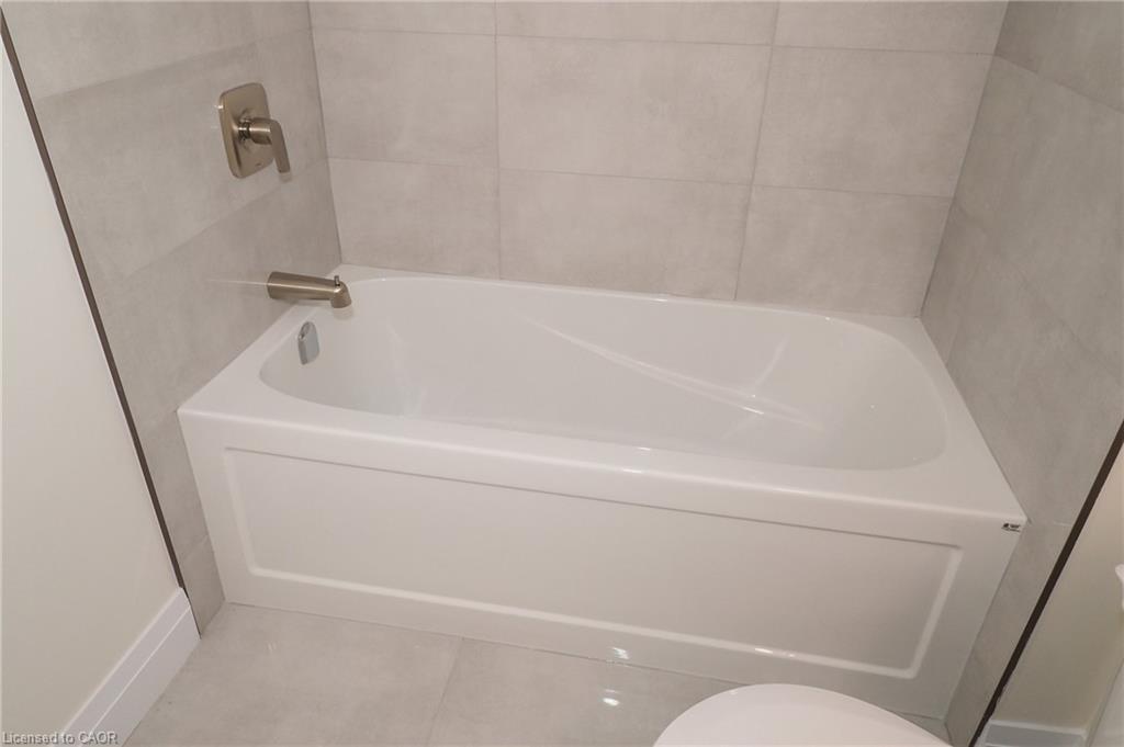 220 Jeffrey Place Property Photo 34