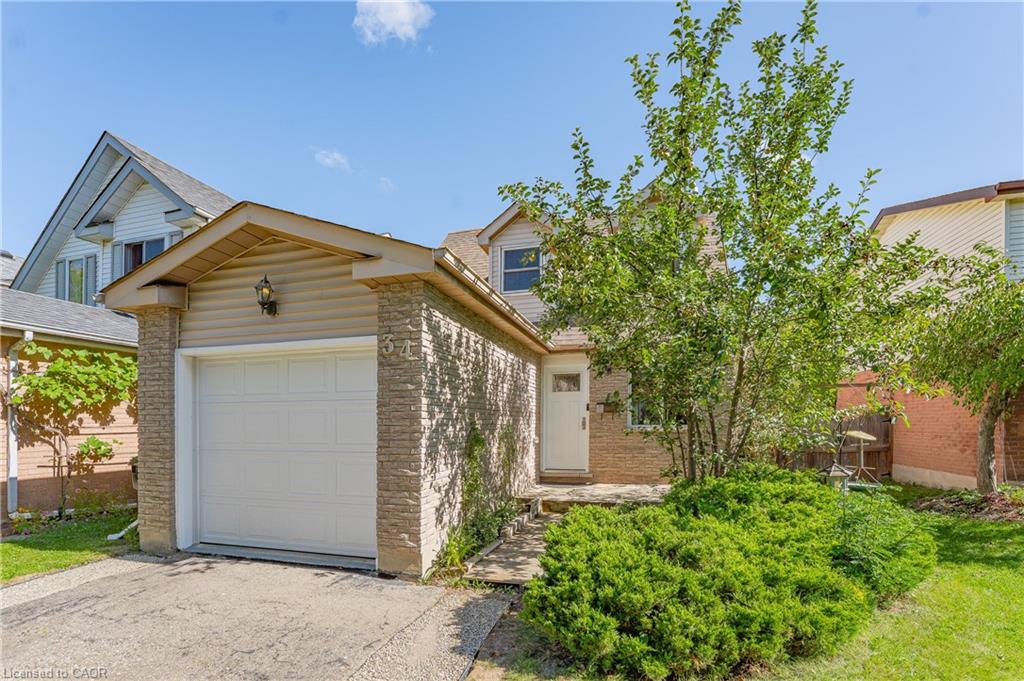 34 Camrose Court Property Photo 3