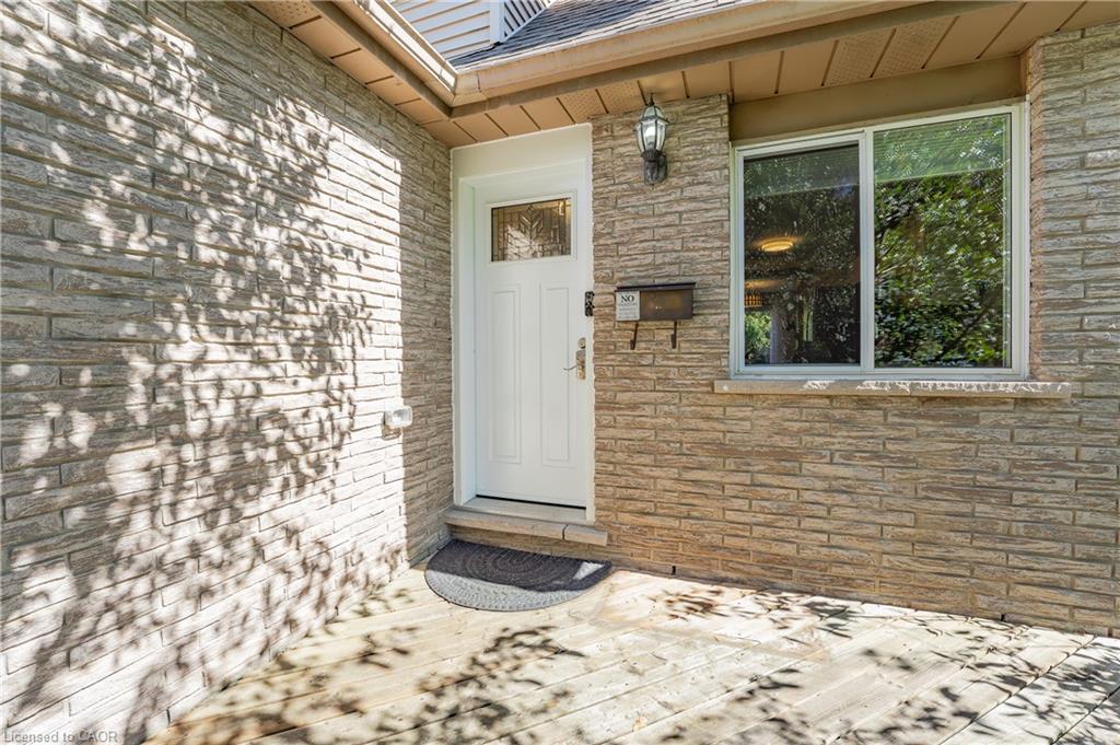 34 Camrose Court Property Photo 5
