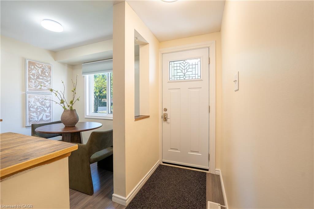 34 Camrose Court Property Photo 6