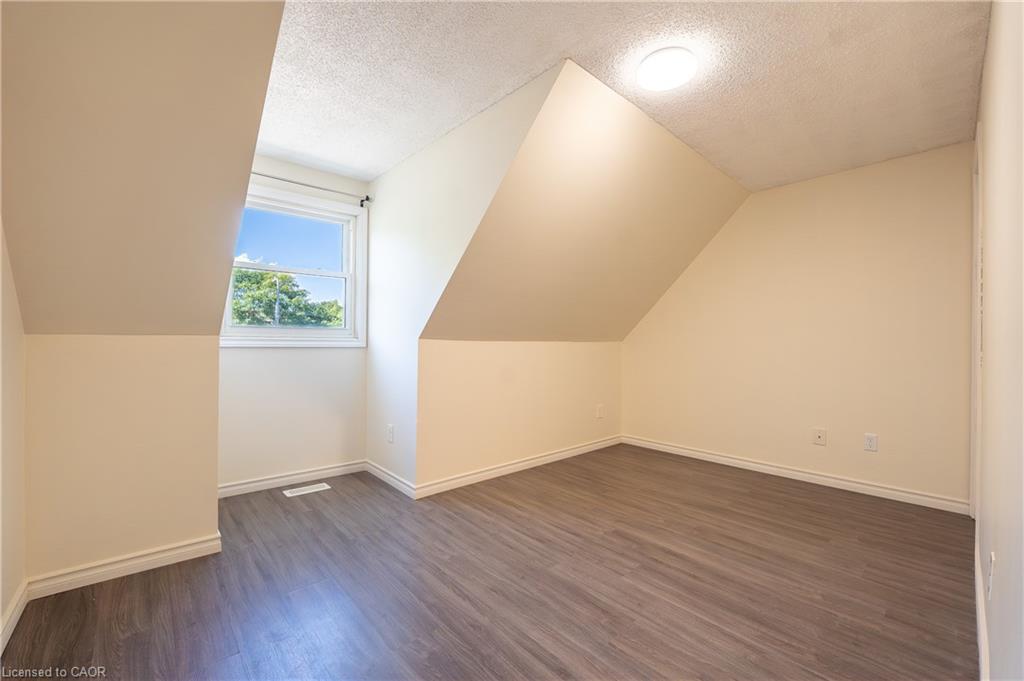 34 Camrose Court Property Photo 24