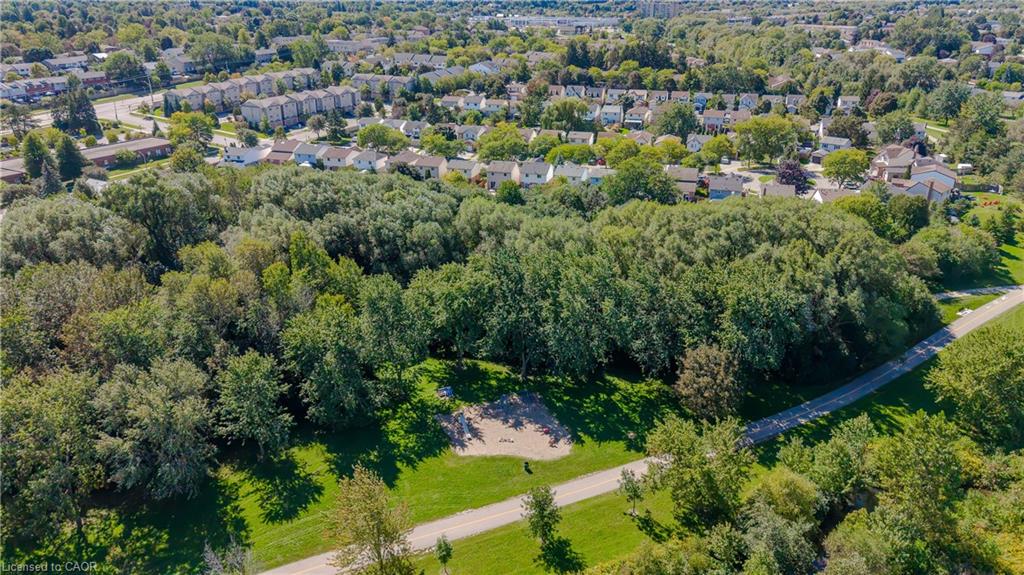 34 Camrose Court Property Photo 43