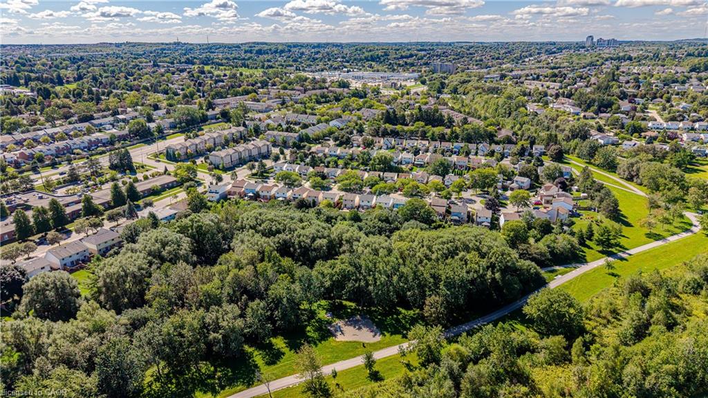 34 Camrose Court Property Photo 45