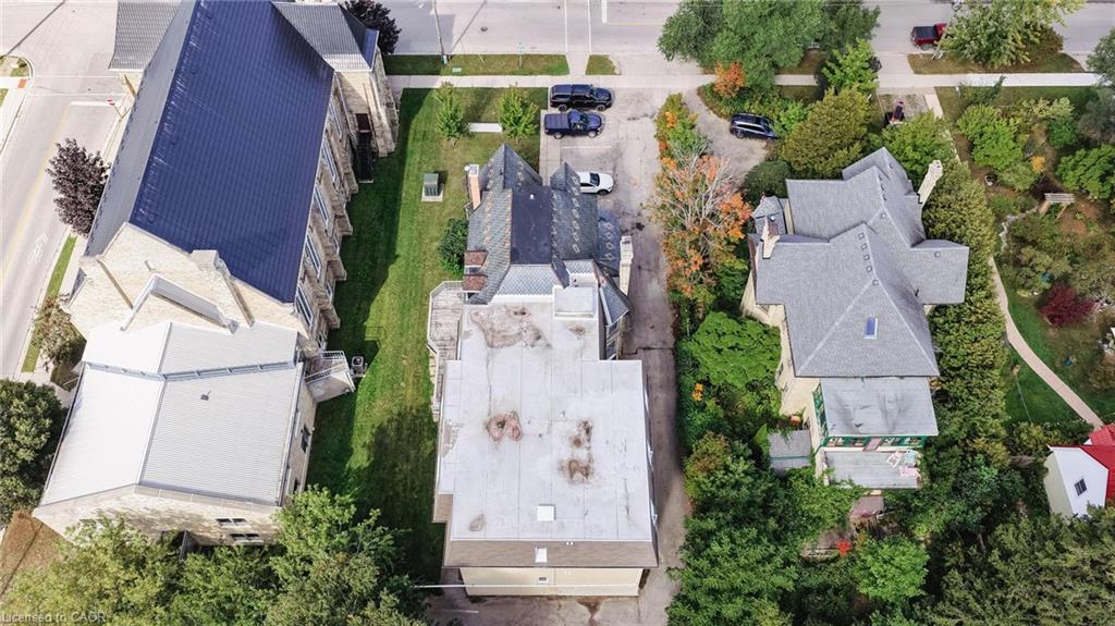 731 Princes Street N Property Photo 5