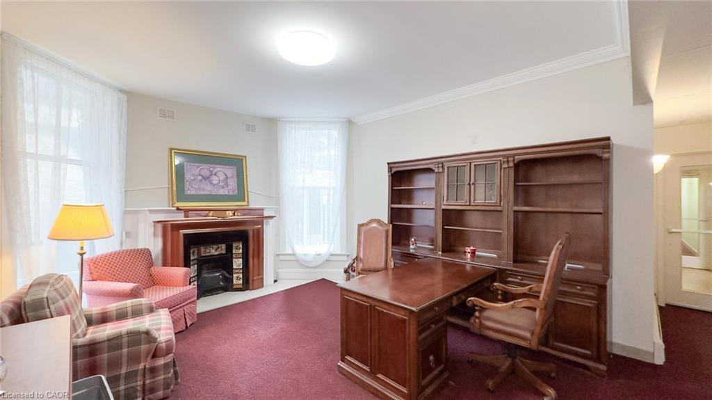 731 Princes Street N Property Photo 15