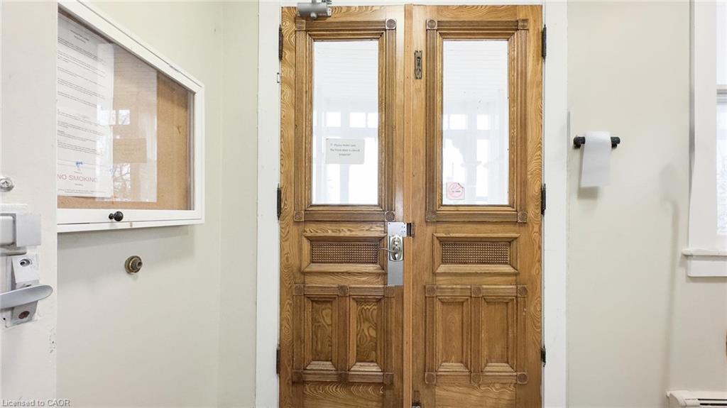 731 Princes Street N Property Photo 16