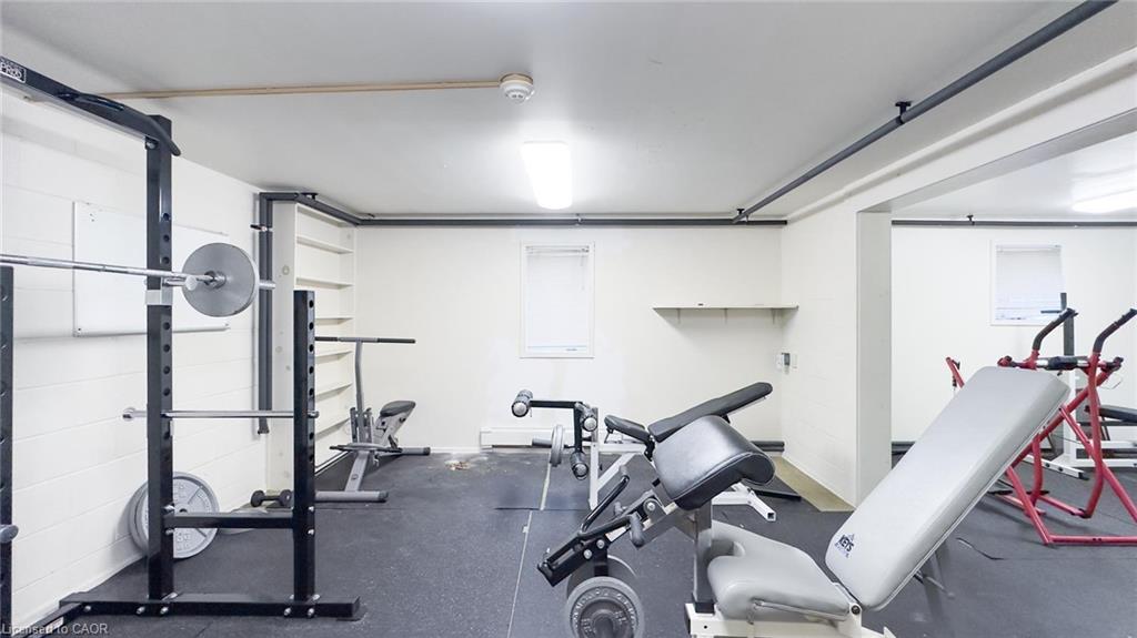 731 Princes Street N Property Photo 31