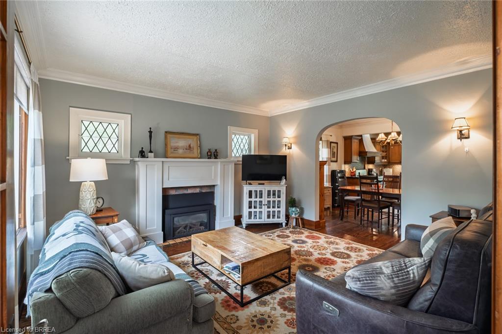 17 Lincoln Avenue Property Photo 15
