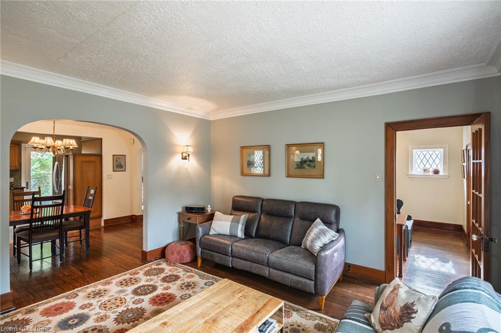 17 Lincoln Avenue Property Photo 18