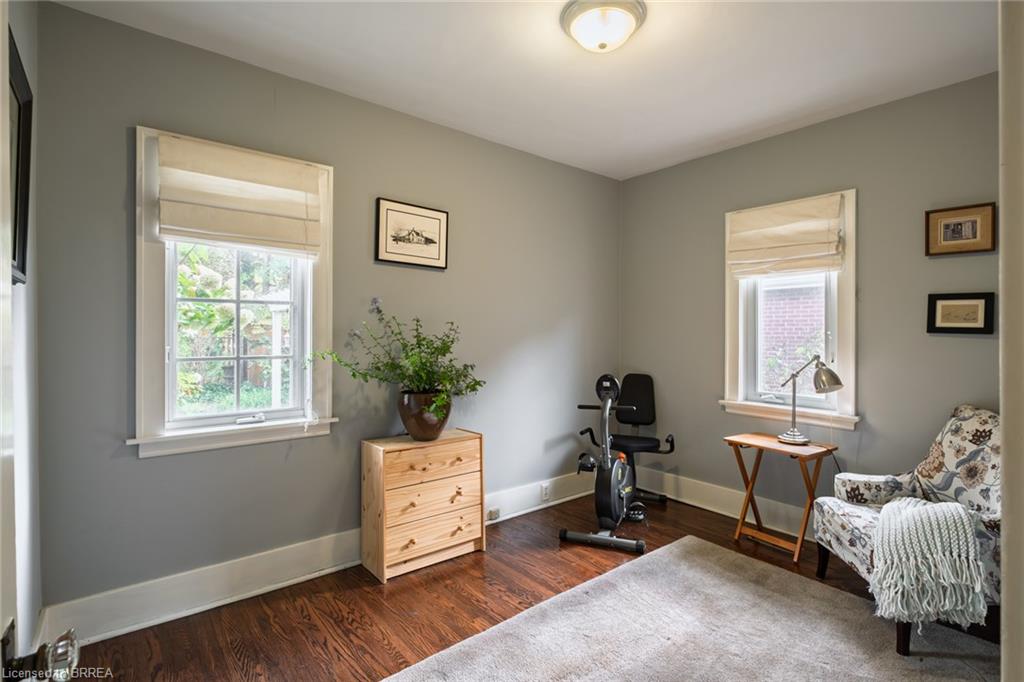 17 Lincoln Avenue Property Photo 28