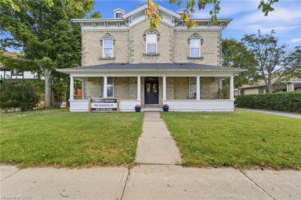 769 Princes Street N Property Photo 1