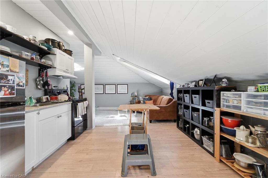 769 Princes Street N Property Photo 23