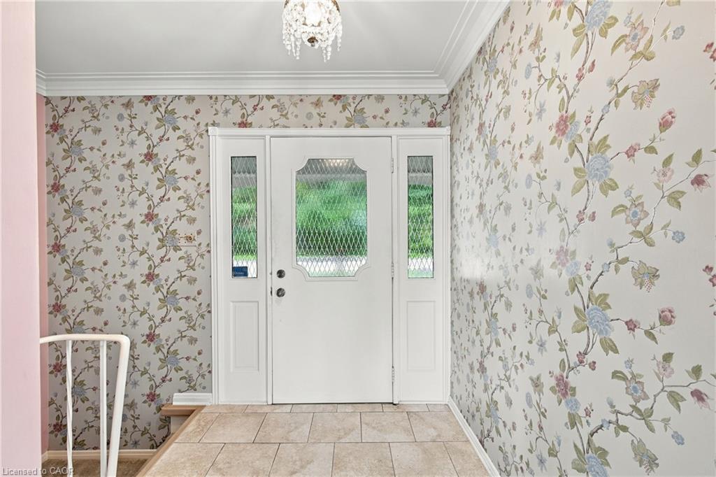 26 Leslie Drive Property Photo 6