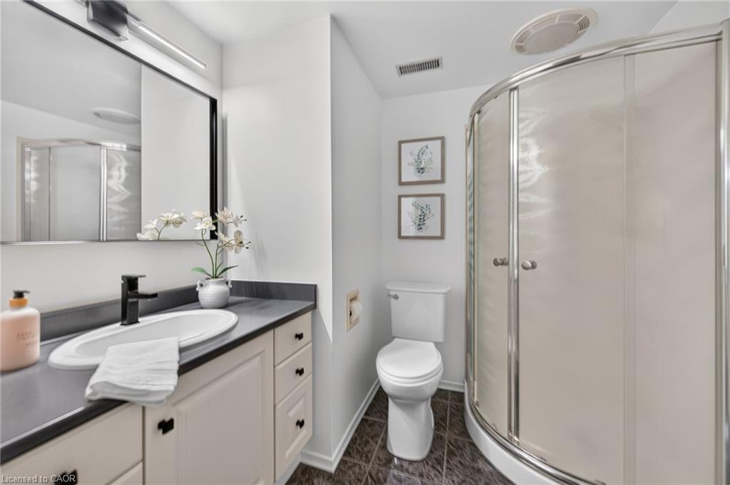 107 Laurentian Drive Property Photo 29