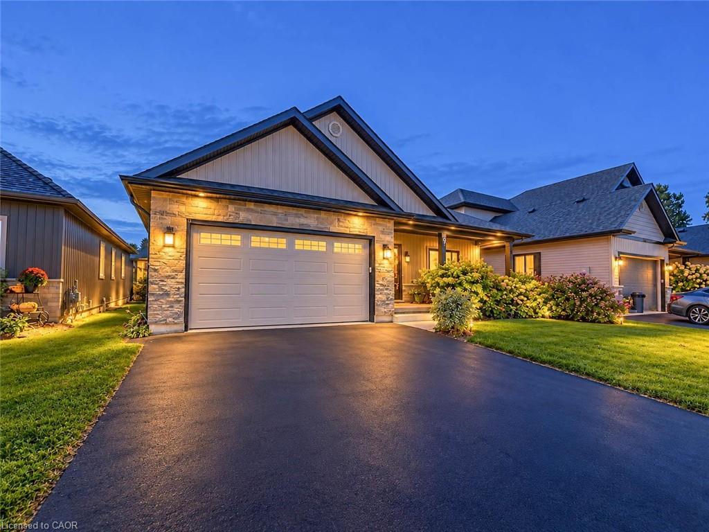 9 Postma Drive Property Photo 2